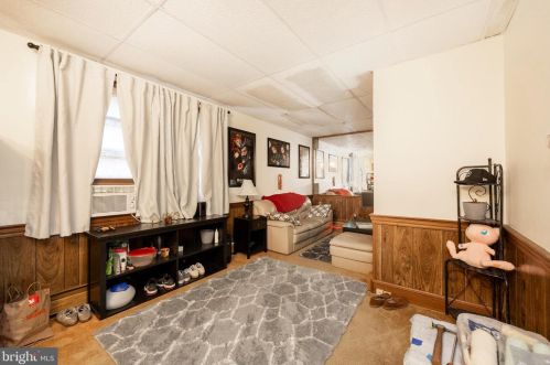 1071 Favinger Rd, Pottstown PA 19465-8617 exterior