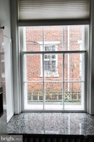 138 Lime St, Lancaster PA 17602-4325 exterior