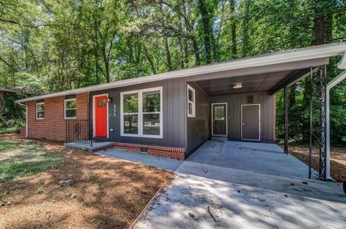 856 Harwell Rd, Atlanta GA  30318-5828 exterior