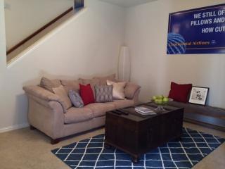 1460 Chase Ln, Irving TX  75063-3419 exterior