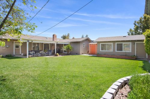 161 Elena Ct, Turlock CA  95380-4233 exterior