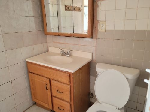 4443 Haddon Ave, Chicago IL 60651-3409 exterior