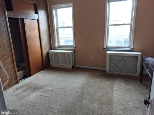 2214 17 St, Philadelphia PA 19132-3930 exterior