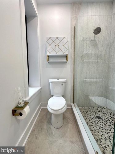 1639 Jackson St, Philadelphia PA 19145-3617 exterior