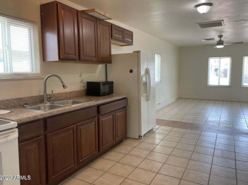 3810 9th Pl, Phoenix AZ  85014-5012 exterior