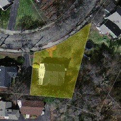 14 Cloverdale Rd, Newton MA 02459-2429 aerial view