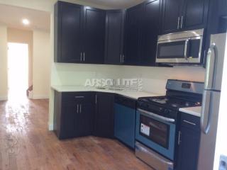 3414 Bailey Pl, Bronx NY  10463-4206 exterior