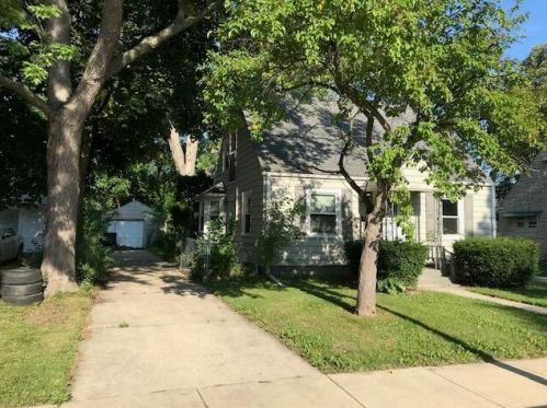 5151 49th St, Milwaukee WI  53218-4324 exterior