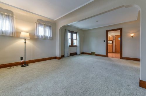 7503 Stevenson St, Milwaukee WI  53213-3549 exterior