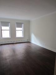 160 Chestnut St, Chicago IL  60611-0089 exterior