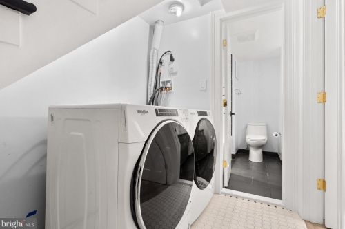 1316 T St, Washington DC 20009-4438 exterior