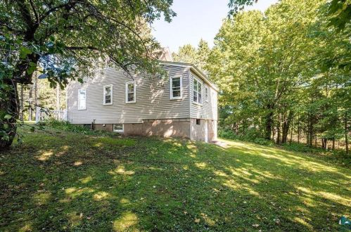 4892 Morris Thomas Rd, Duluth MN 55811-3749 exterior