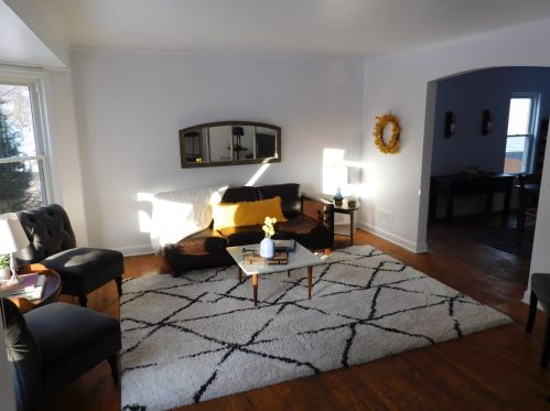 10047 Artesian Ave, Chicago IL 60632-1106 exterior