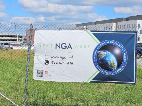 1221 Hebert St, Saint Louis MO 63107-3810 exterior