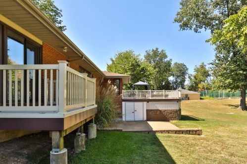 10101 Courtwick Dr, Saint Louis MO 63128-1613 exterior