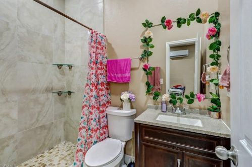 4862 18 St, Naples FL 34117-9464 exterior