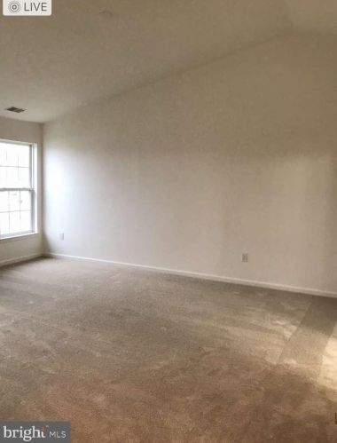 19 Nace Dr, Hanover PA 17331-9411 exterior