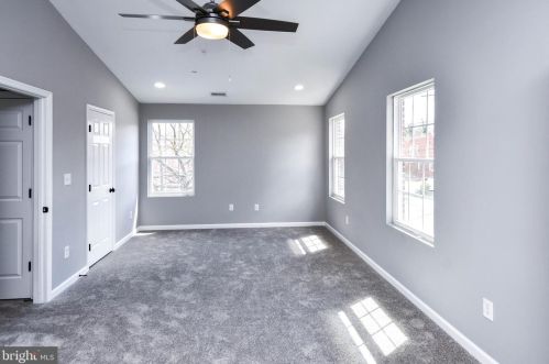 5220 Astor Pl, Washington DC  20019-6447 exterior