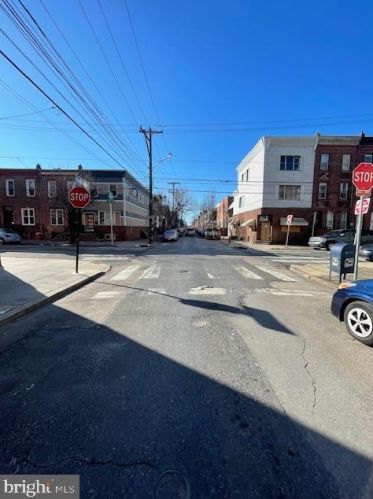 1430 Mckean St, Philadelphia PA 19145-2308 exterior