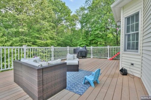 57 Boonton Ave, Kinnelon NJ  07405-2941 exterior