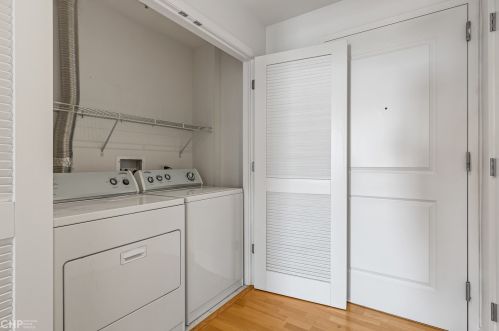 3450 Halsted St, Chicago IL  60657-2424 exterior