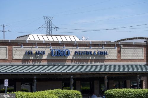 6815 Brindle Heath Way, Alexandria VA 22315-6410 exterior