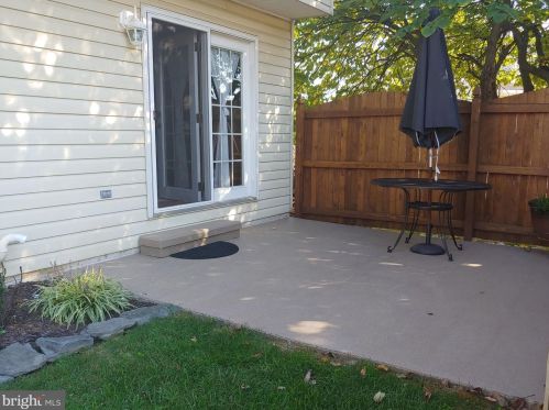 141 Pheasant Run Ln, Hanover PA 17331-9186 exterior