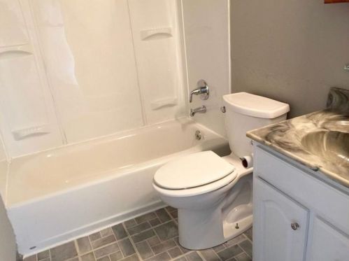 210 Mathilda St, Pittsburgh PA 15224-2143 exterior