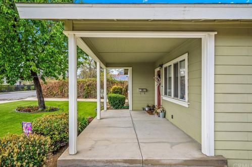 2002 2nd St, Bakersfield, CA 93304-2816