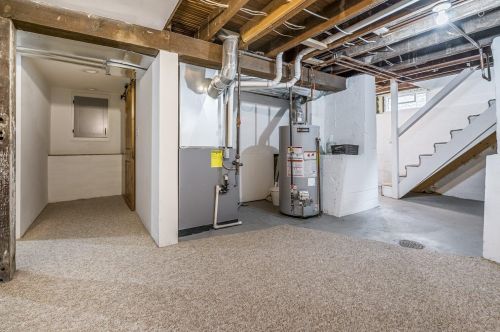 27 Inkster Ave, Kalamazoo MI  49001-6109 exterior