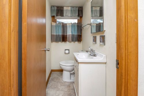 10204 Burleigh St, Milwaukee WI  53222-3304 exterior