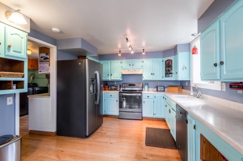 4286 Lavaque Rd, Duluth MN 55811-1303 exterior