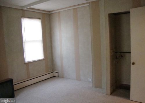 1124 Genesee St, Trenton NJ 08611-1907 exterior