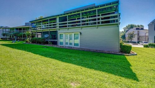 152 April Pt Dr, Montgomery TX 77356-8873 exterior