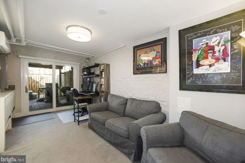 2334 Huidekoper Pl, Washington DC 20007-1827 exterior