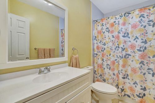 171 26 Ave, Boynton Beach FL 33435-7627 exterior