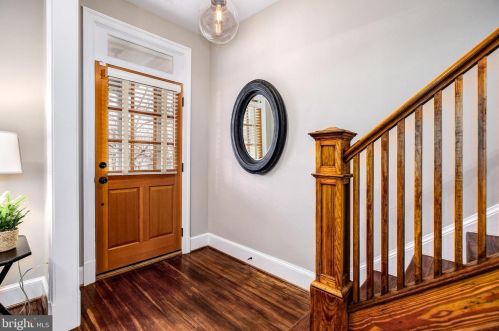 1448 D St, Washington DC  20002-5402 exterior