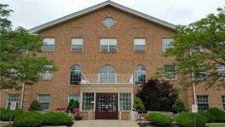 4 Gateway, Cleveland OH  44119-2449 exterior