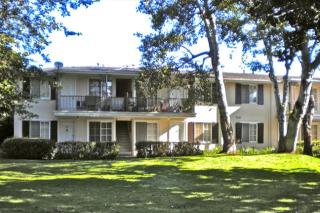 15610 Tustin Village Way, Tustin CA  92780-4905 exterior