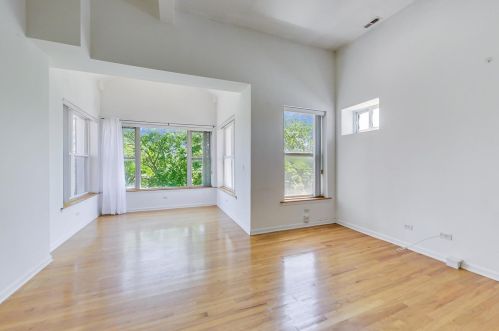 4844 Spaulding Ave, Chicago IL 60625-5205 exterior