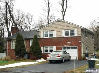89 Knickerbocker Rd, Demarest, NJ 07627-1402
