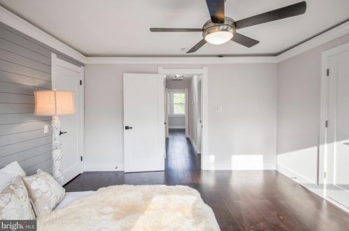 2911 17th St, Washington DC  20018-1825 exterior