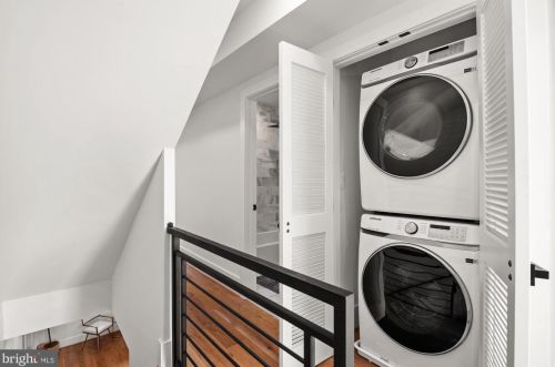 16 Adams St, Washington DC  20001-1026 exterior