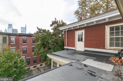 601 18 St, Philadelphia PA 19140-1013 exterior