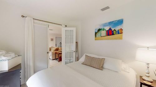 758 93 Ave, Naples FL 34108-2441 exterior