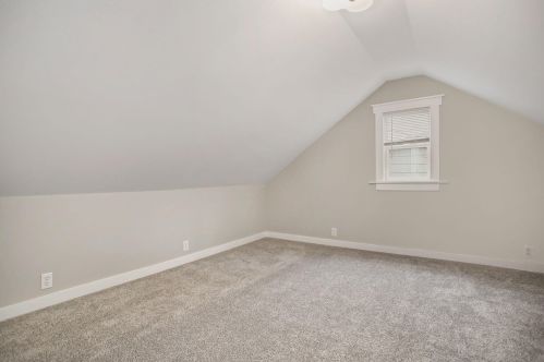 2131 Amherst Ave, Kalamazoo MI  49008-3935 exterior