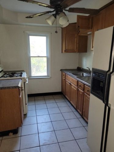 153 Jucunda St, Pittsburgh PA 15210-1658 exterior