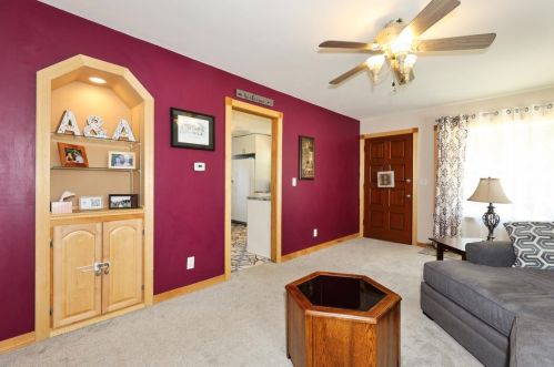 2106 107, Milwaukee WI 53226-2304 exterior