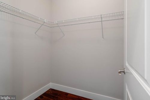 854 Leithgow St, Philadelphia PA 19123-2127 exterior