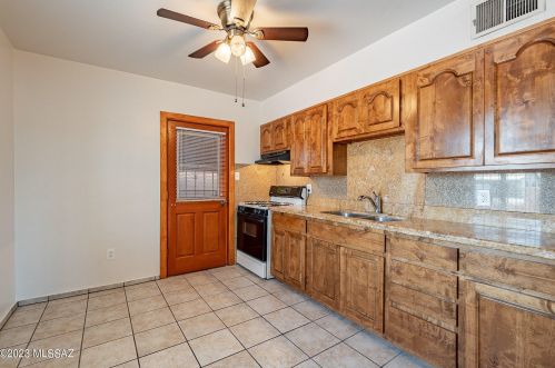 2419 23 St, Tucson AZ 85711-4916 exterior